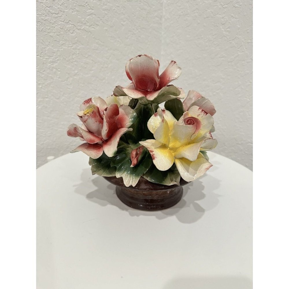 Capodimonte Roses in a planter Made Italy‎ 8.5 in Vintage Rare